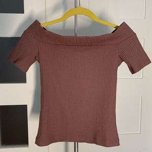 ARITZIA/WILFRED off-the-shoulder top